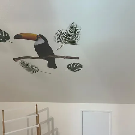 Pas Loin Des Du Debarquement