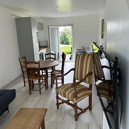 Pas Loin Des Du Debarquement Apartamento